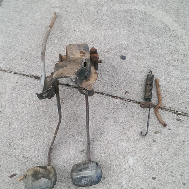 0 1961 Impala clutch pedal from Mac.jpeg