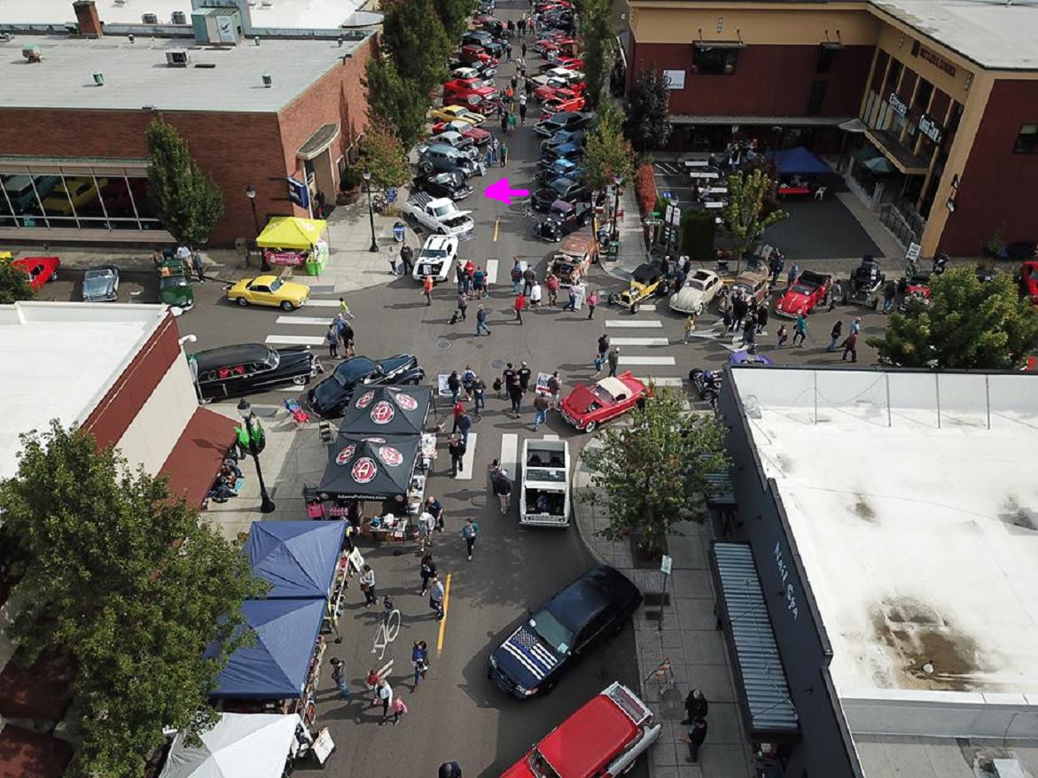 00 Oregon City cruise-in arrow.JPG