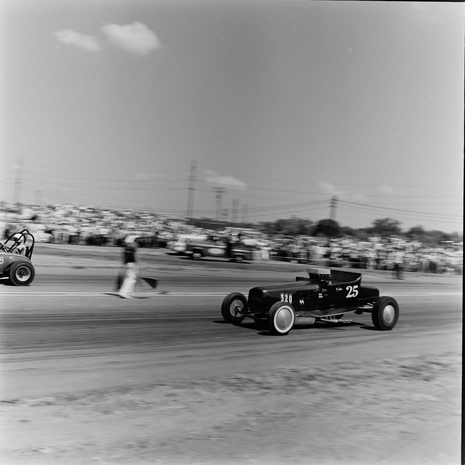 001-wiab-roadster-action-nhra-nationals_5657-04_19580906_HRD.jpg