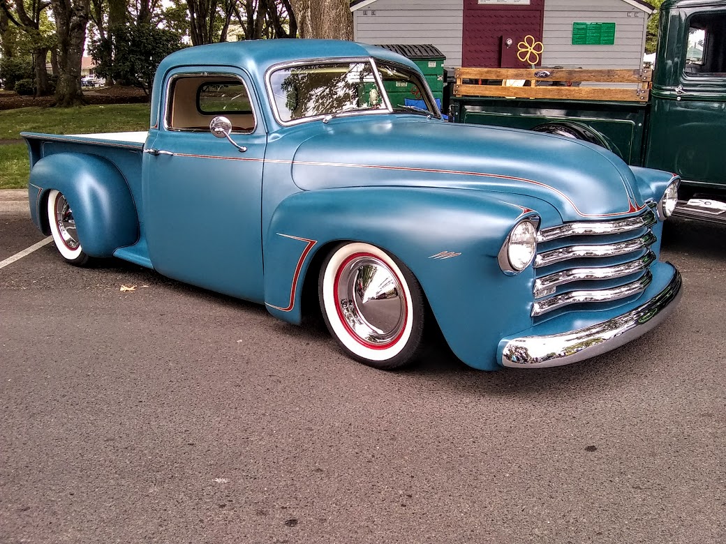 002 1948 Chevy truck chopped sectioned blue.jpg