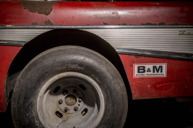 006-brennen-1957-chevrolet-bel-air-gasser-rear-tire-wheel.jpg