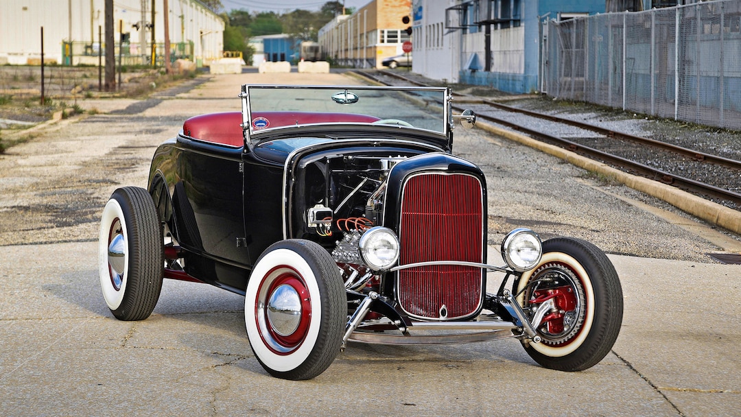 007-maneri-1931-ford-model-a-roadster-front-three-quarter.jpg