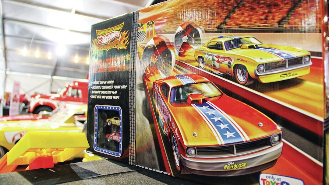 012-Snake-Mongoose-Hot-Wheels-Mattel.jpg