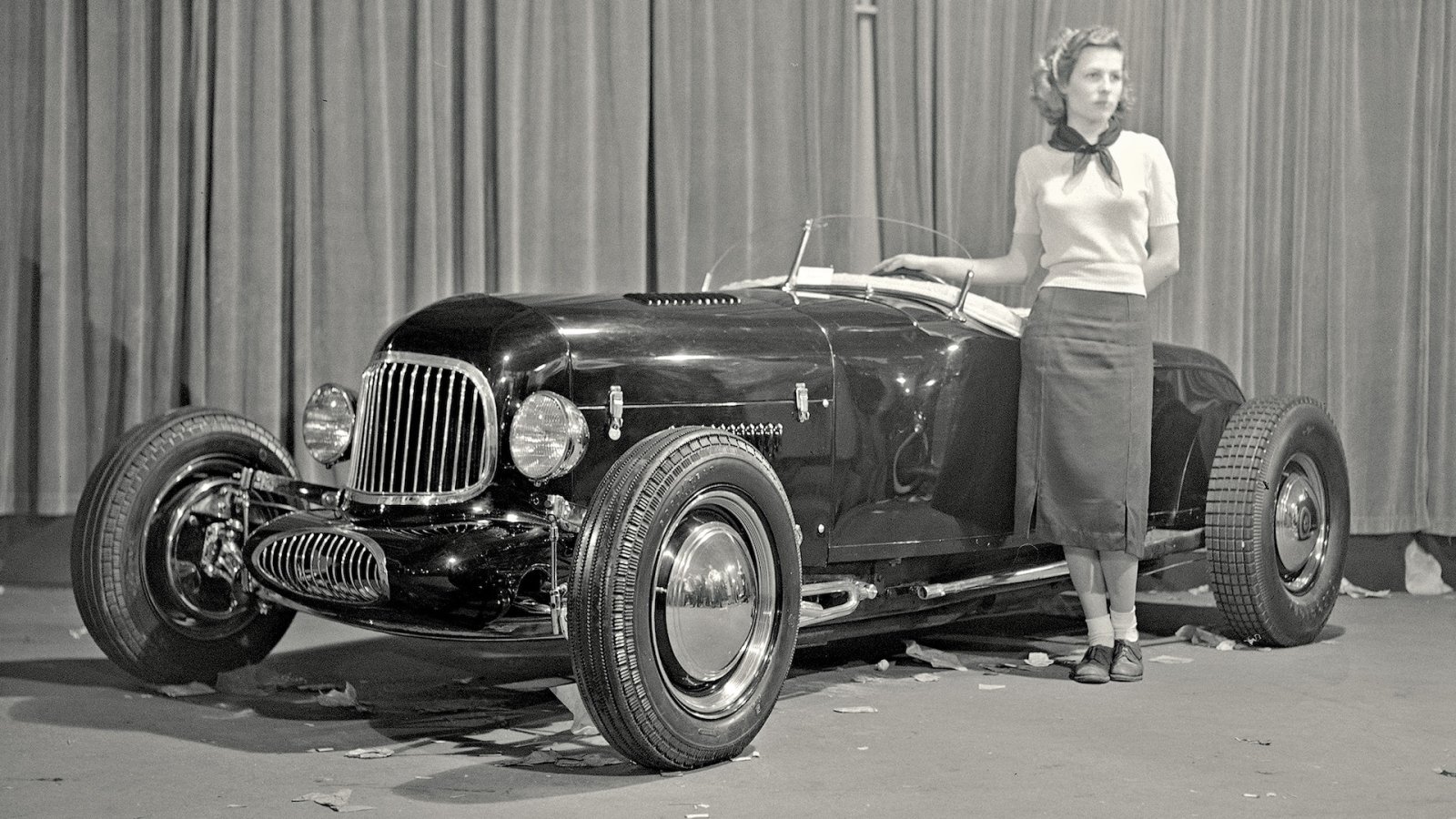 022-first-indoor-hot-rod-show-1948-los-angeles copy.jpeg