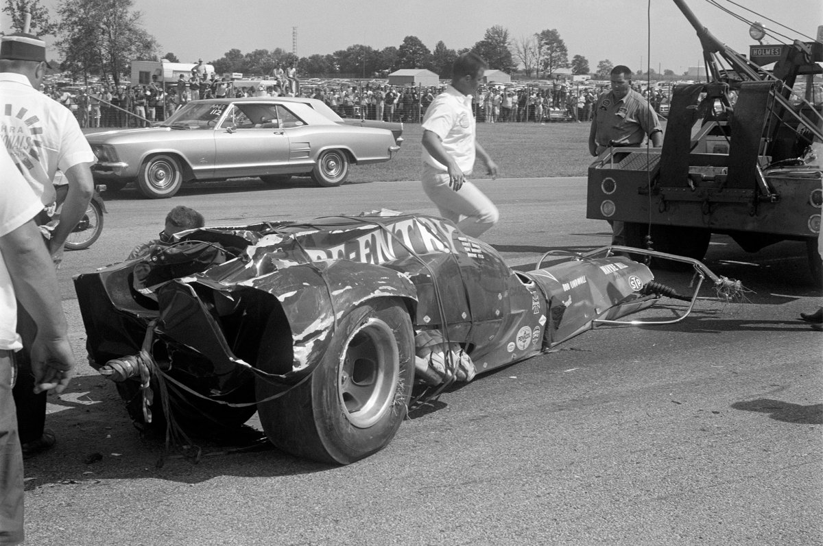 023c-golden-age-of-drag-racing-lindwall-re-entry-crash.jpg