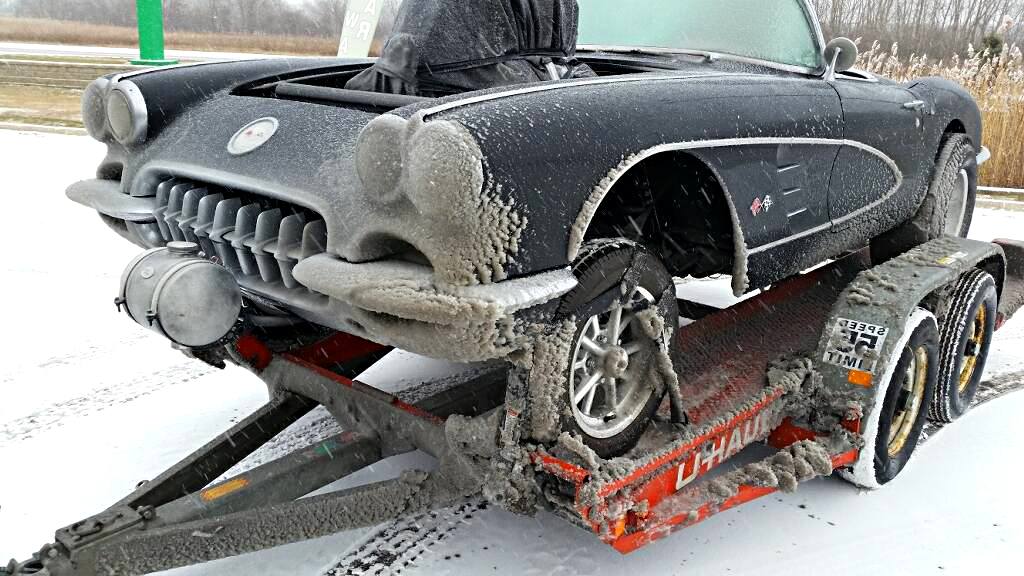 050-2018-mcacn-nickey-gasser-frederick-1960-chevrolet-corvette-open-trailer.jpg