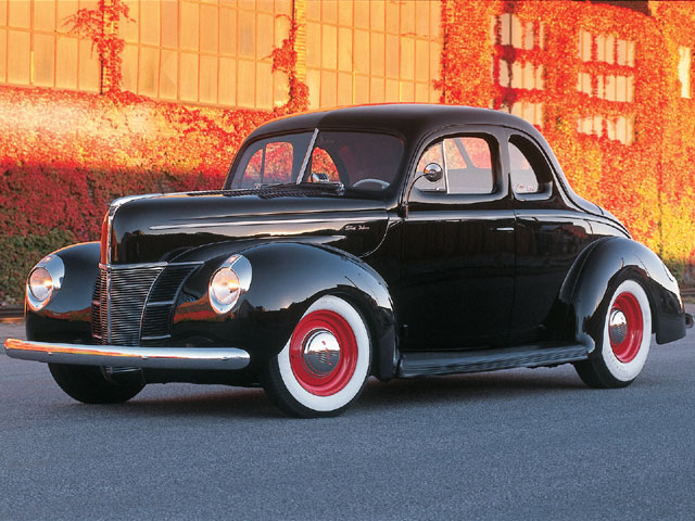 0708rc_03_z-1940_ford_deluxe_coupe-front.jpg