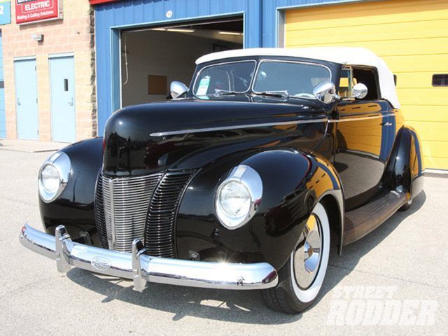 0910sr_11_zdel_huyser_1940_ford_convertiblegoodguys_joliet_top_100.jpg