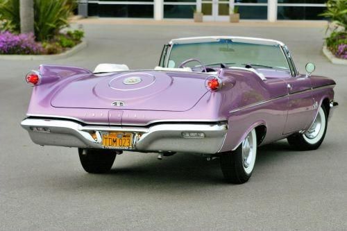 0bbf2ad4ae108e8cc99ff3d32ab9b993--purple-cars-antique-cars.jpg