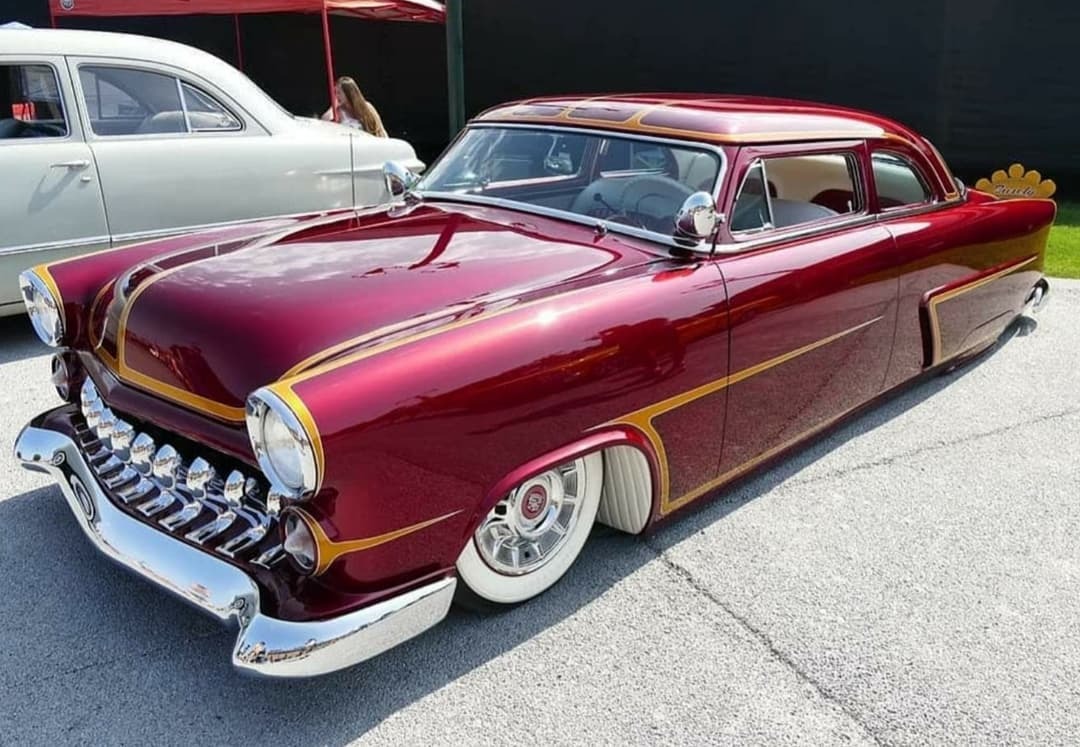 1 1 1 CUSTOM (10).jpg