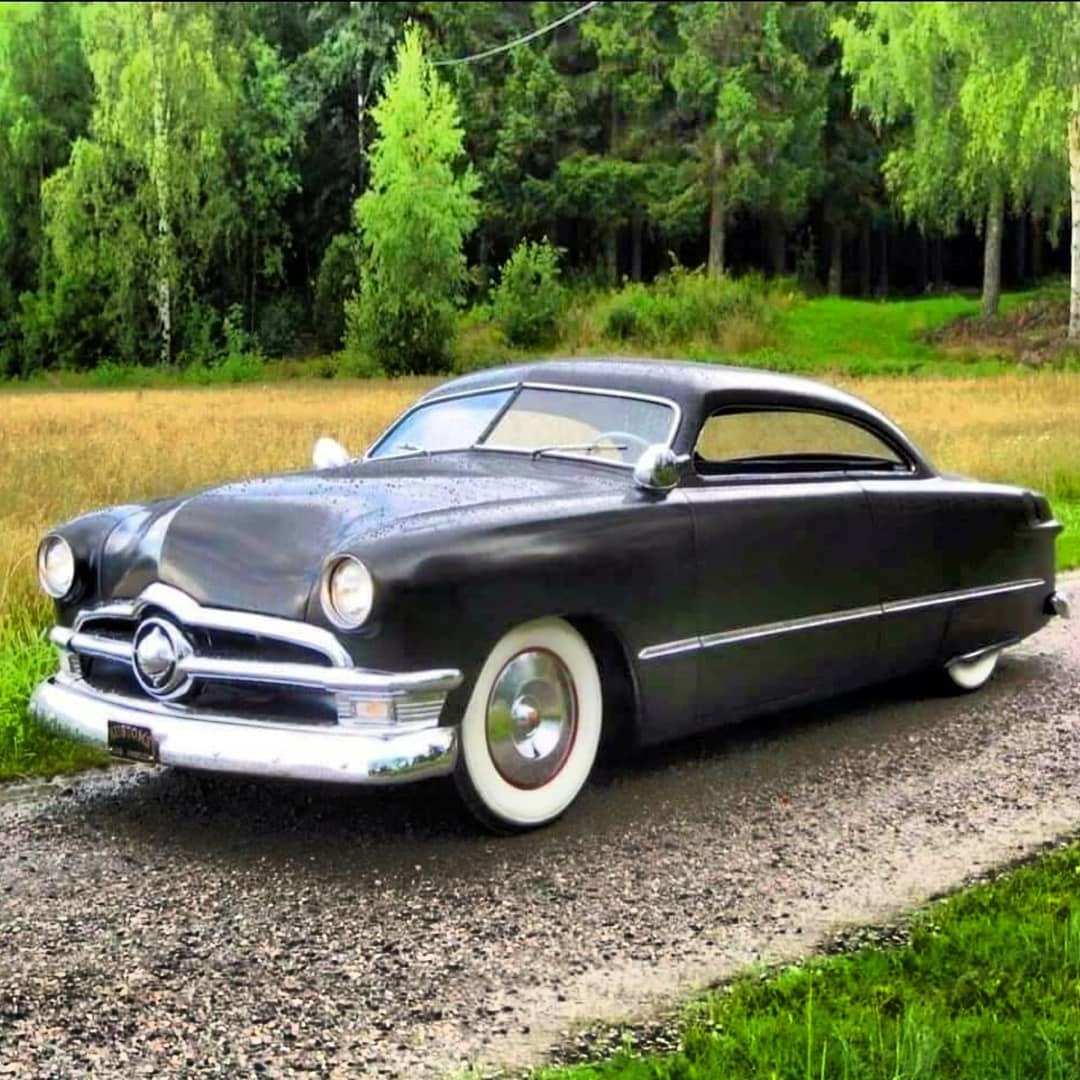 1 1 1 CUSTOM (148).jpg