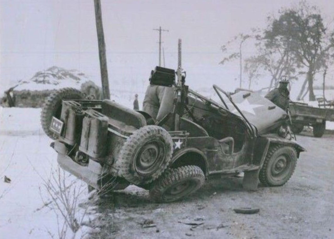 1 1 1 EARLY JEEP.jpg