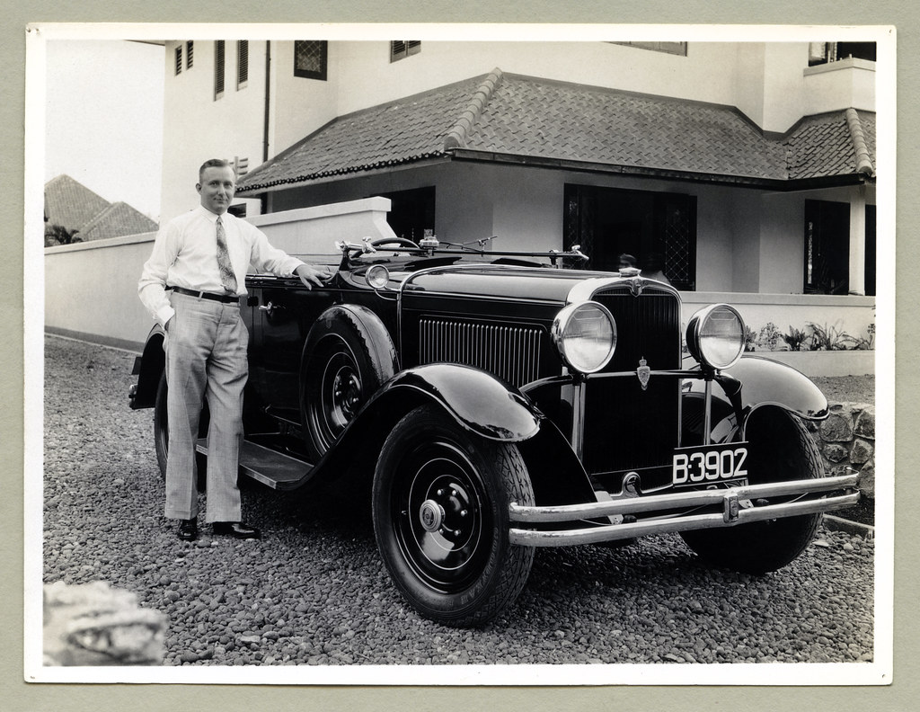 1 1 1930 NASH PHAETON.jpg