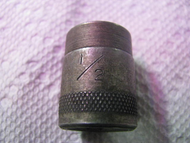 1-2 inch 12 point drive socket 001.jpg