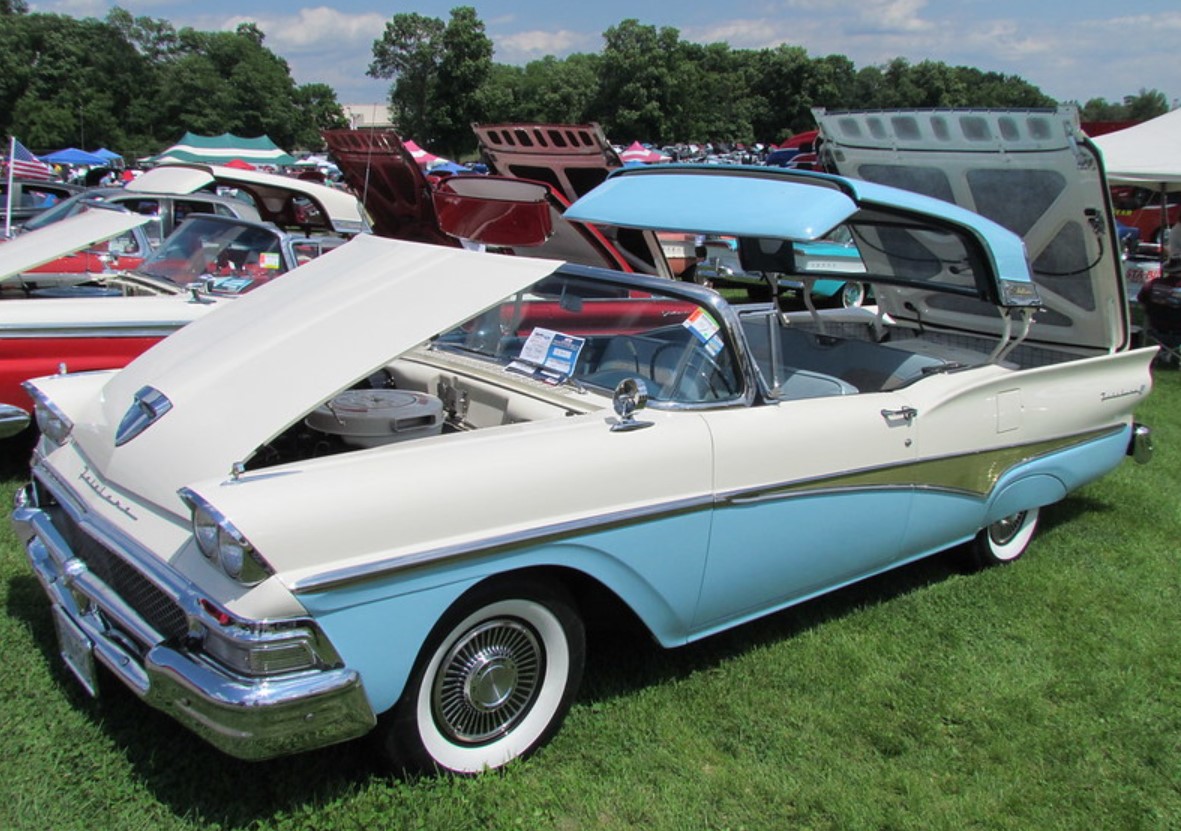 1 58 59 ford2.jpg