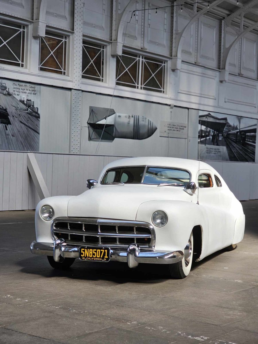 1 A 1 CUSTOM LEDROOM 2023 (2).jpg