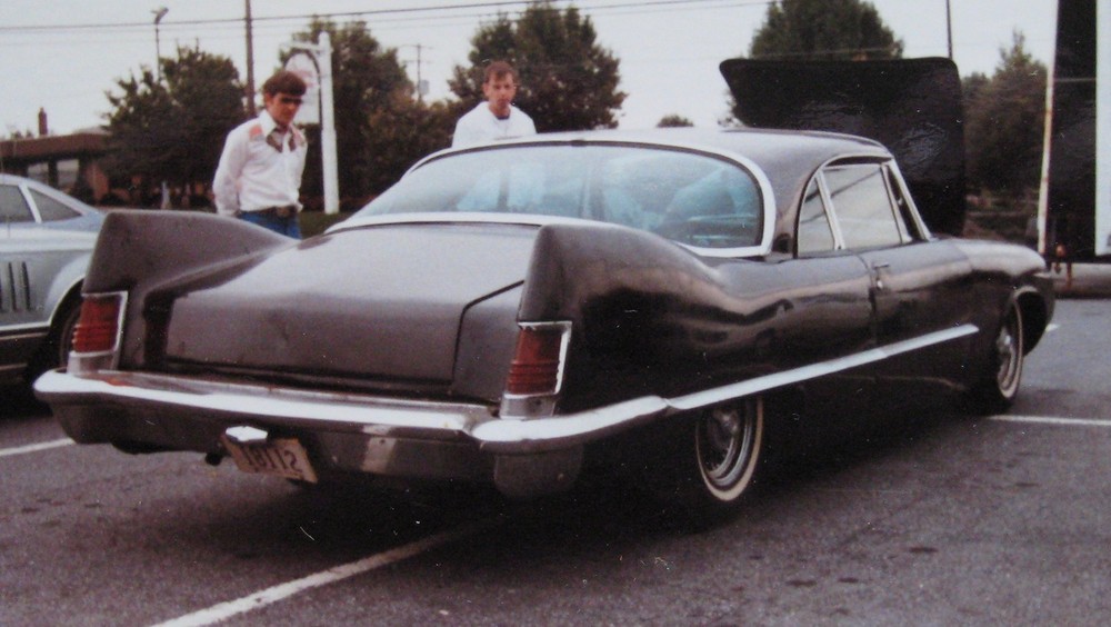1 a car.jpg