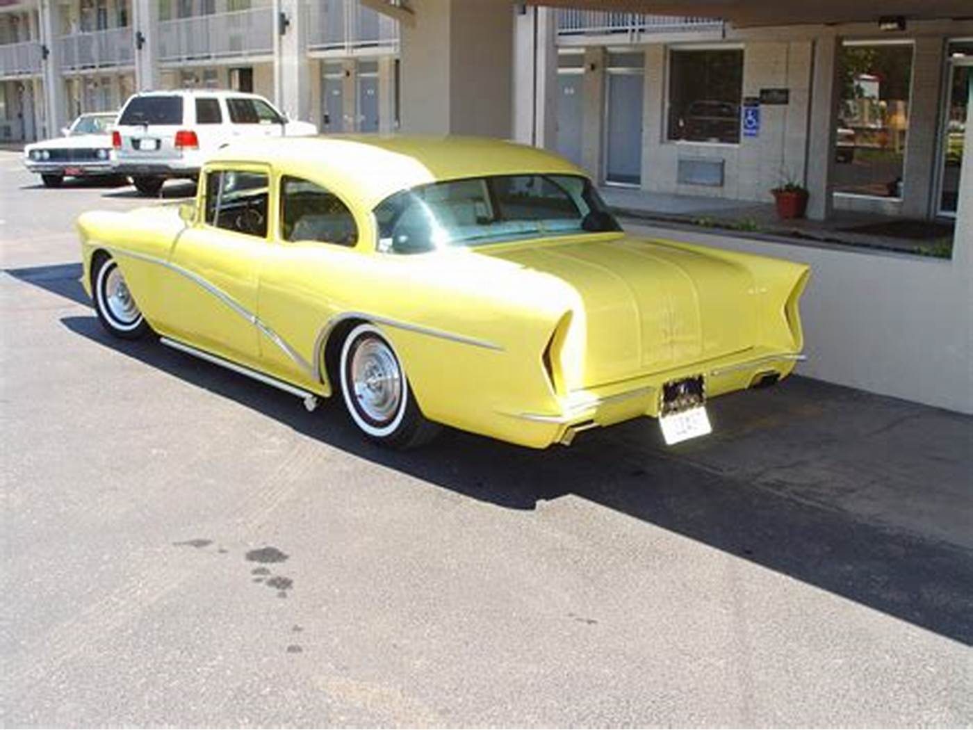 1 A CUSTOM 57 BUICK KKOA 1 (2).jpg