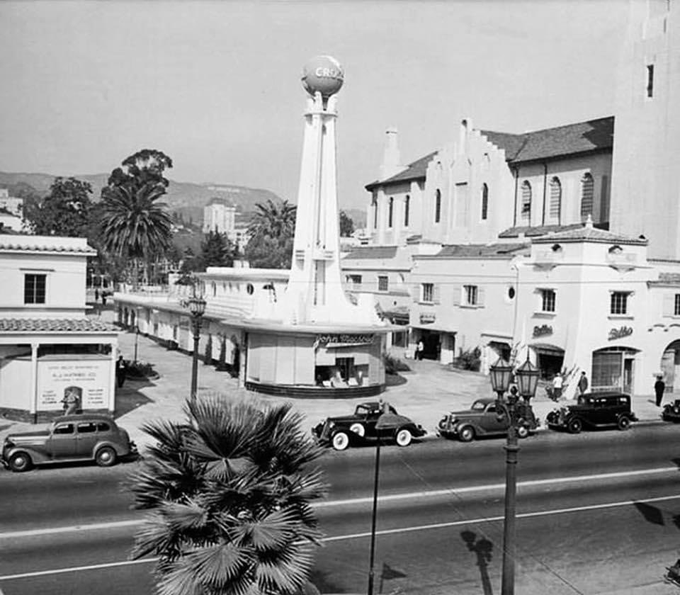 1 sunset blvd 1940's.jpg