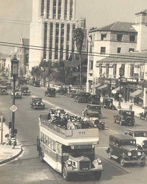 1 WILSHIRE N WESTERN 1930'S.jpg