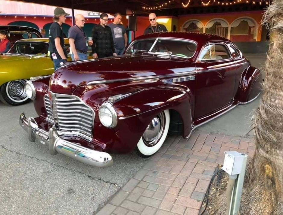 10 CUSTOM 1 BUICK (12).jpg