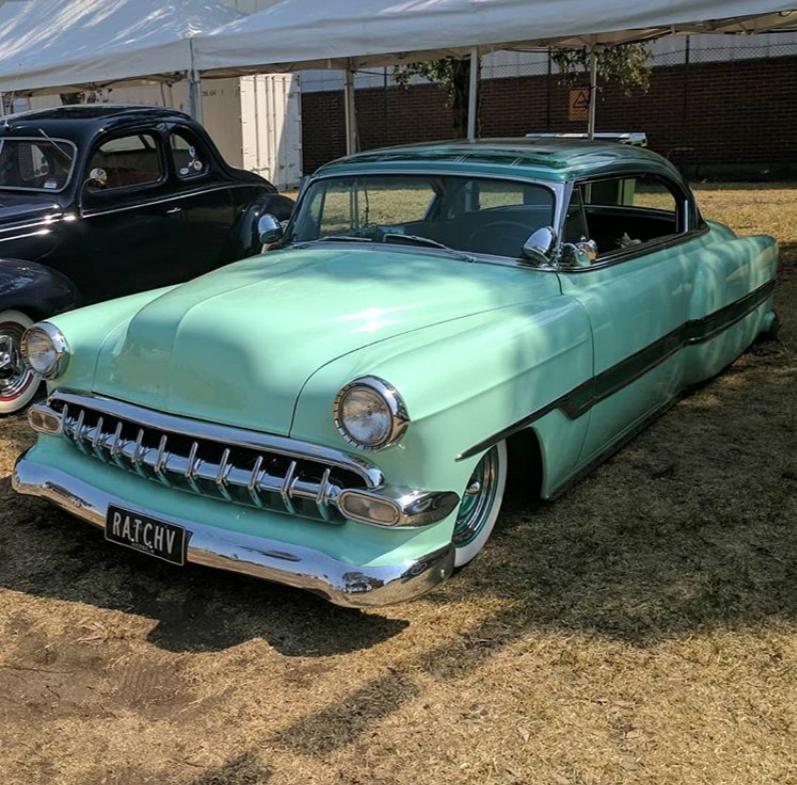10 CUSTOM 1 CHEVY (12).jpg