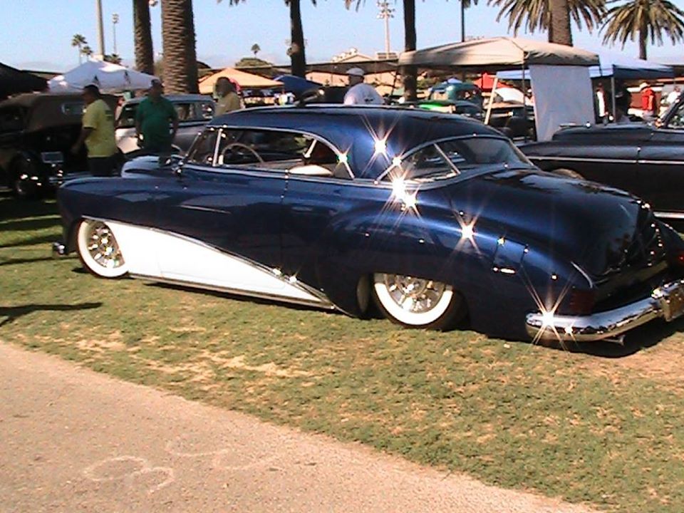 10 CUSTOM 1 CHEVY (21).jpg