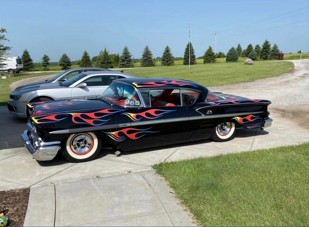 10 CUSTOM 1 NEW (1390).jpg