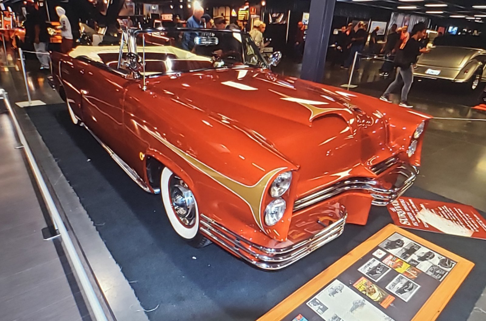 10 CUSTOM (112).jpg
