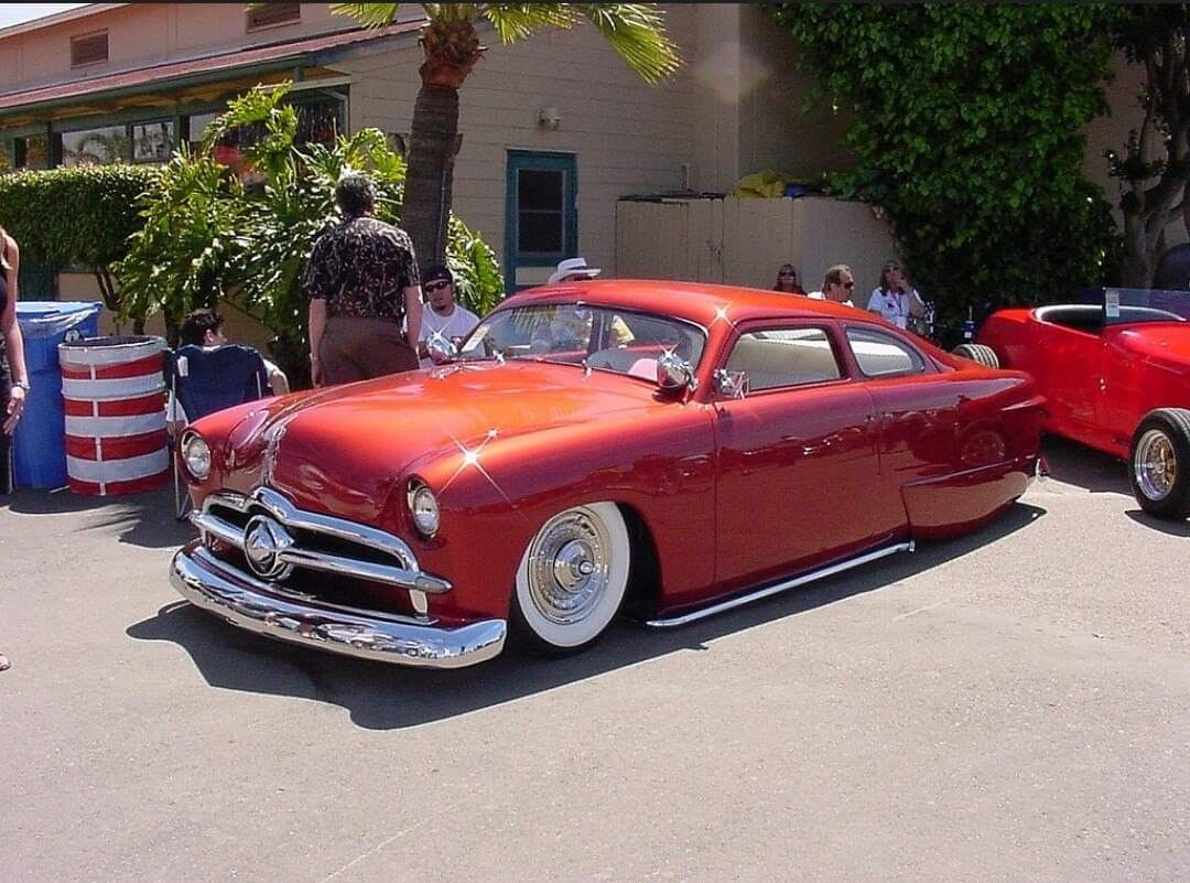 10 CUSTOM (130).jpg