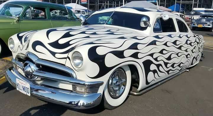 10 CUSTOM (133).jpg