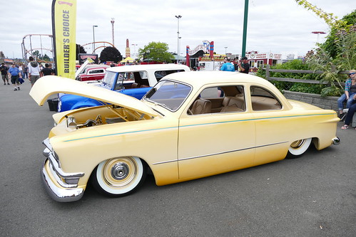 10 CUSTOM (149B).jpg