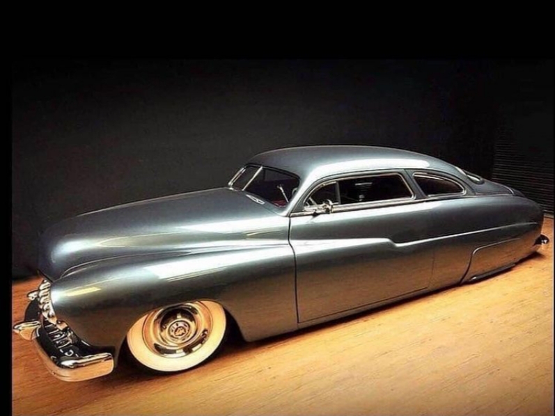 10 CUSTOM (163).jpg