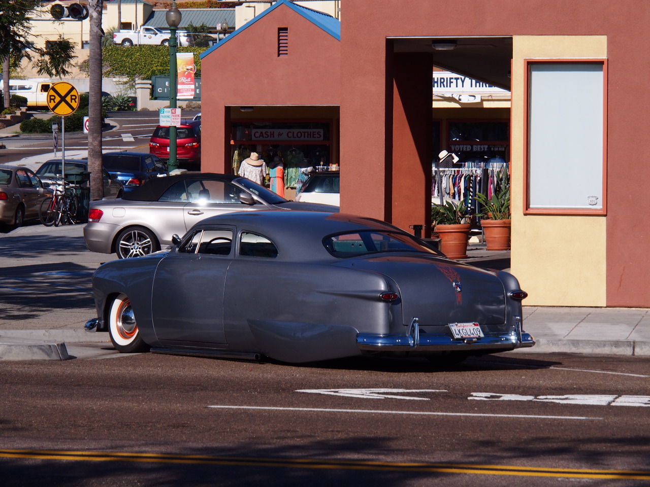10 CUSTOM (171).jpg
