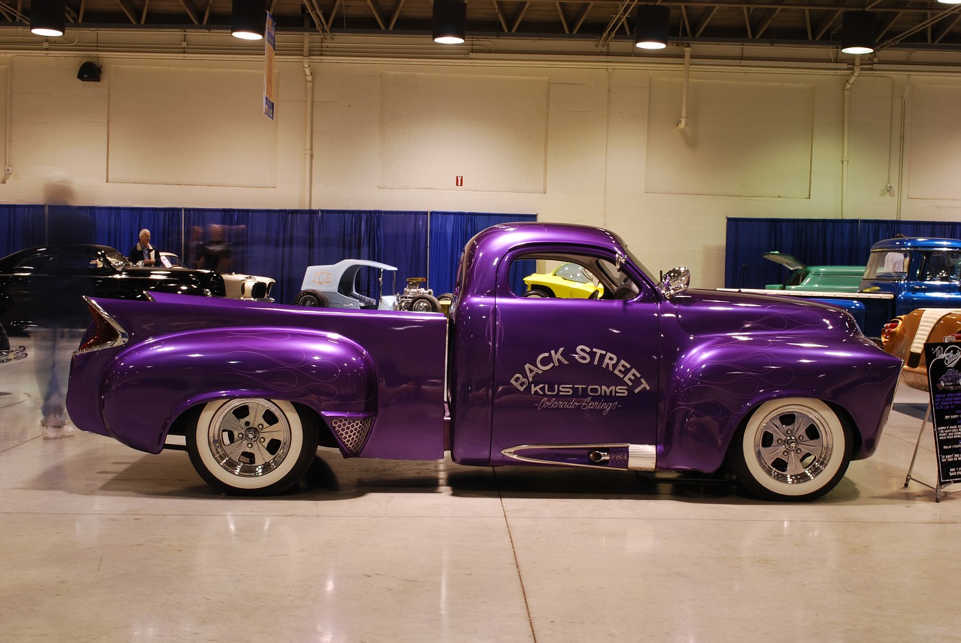 10 CUSTOM (194).jpg
