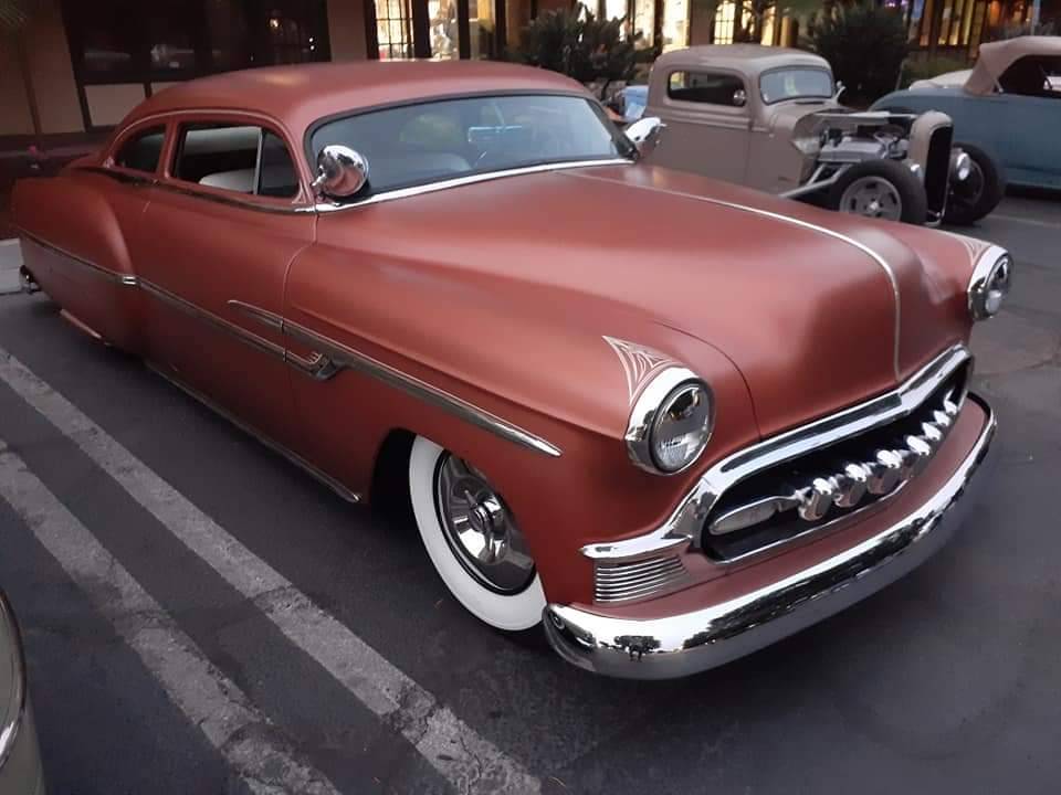 10 CUSTOM (206).jpg