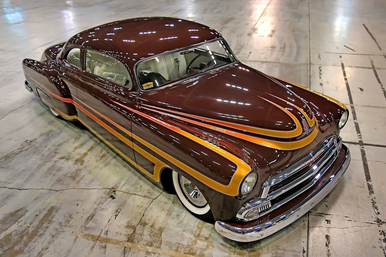 10 CUSTOM (230).jpg