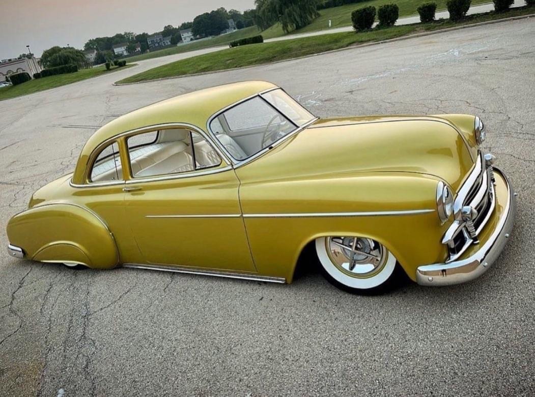 10 CUSTOM (246).jpg