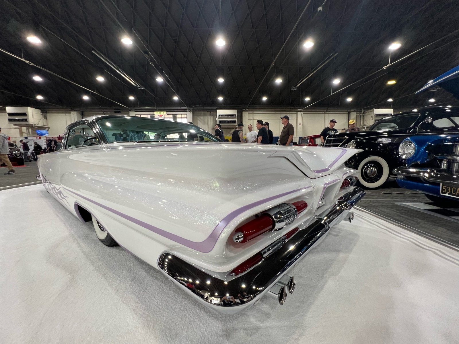 10 CUSTOM (27).jpg