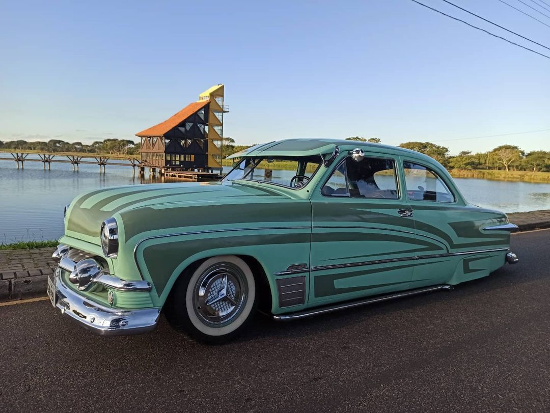 10 CUSTOM (279).jpg