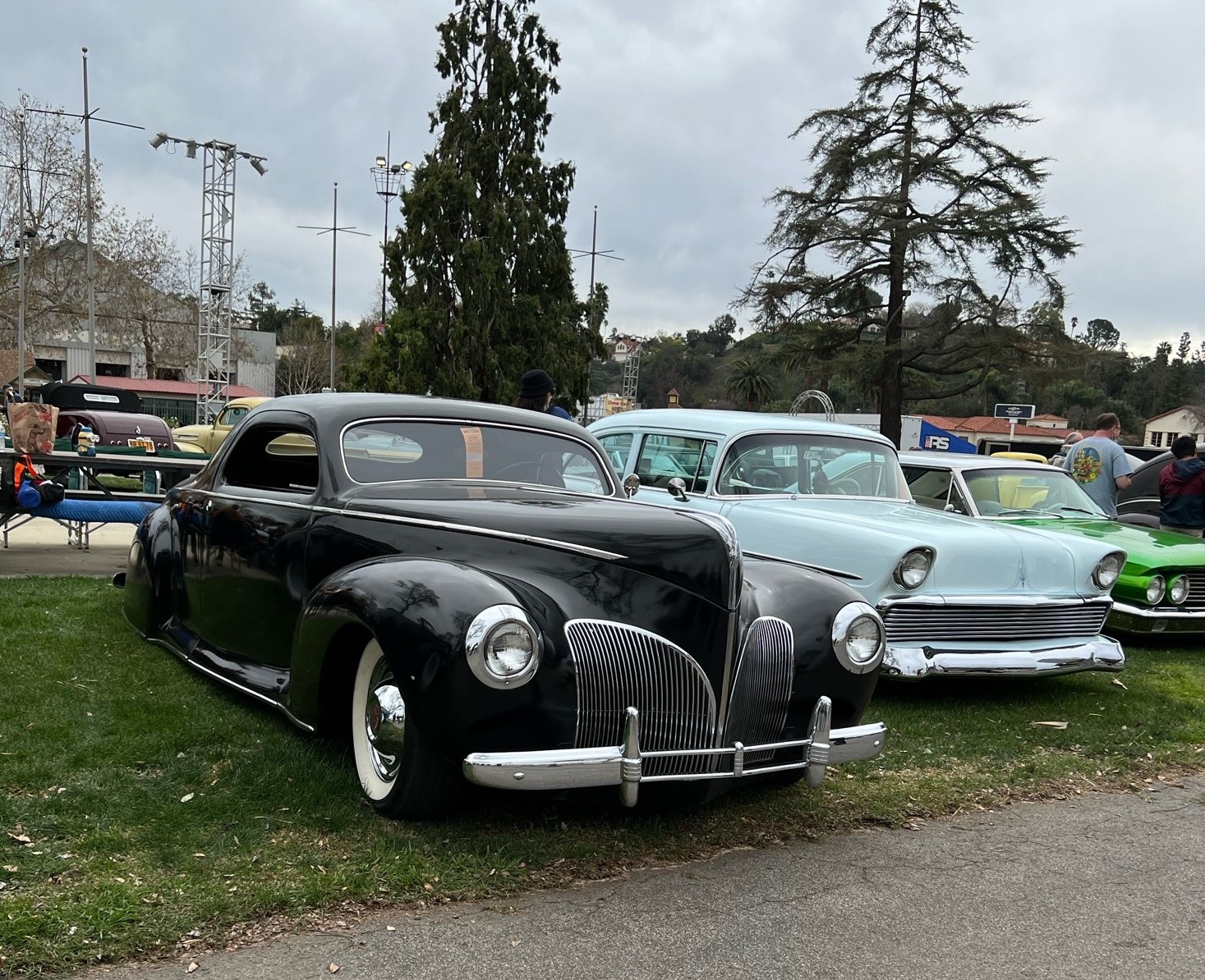 10 CUSTOM (28).jpg