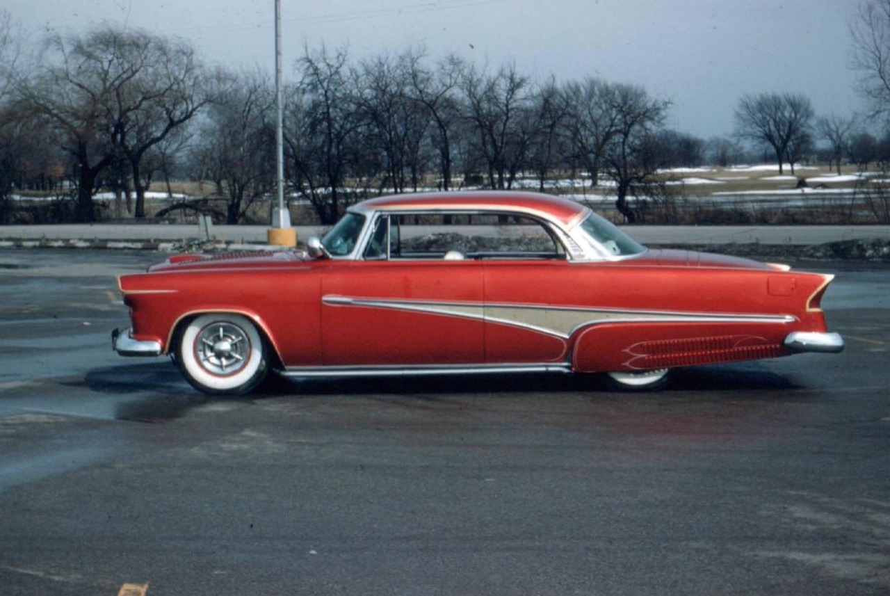 10 CUSTOM (341).jpg