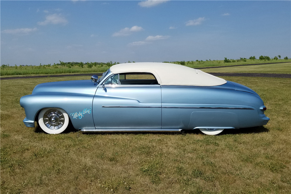 10 CUSTOM (779).jpg