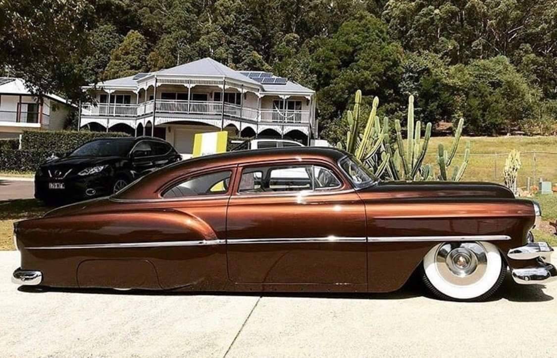 10 CUSTOM (788).jpg