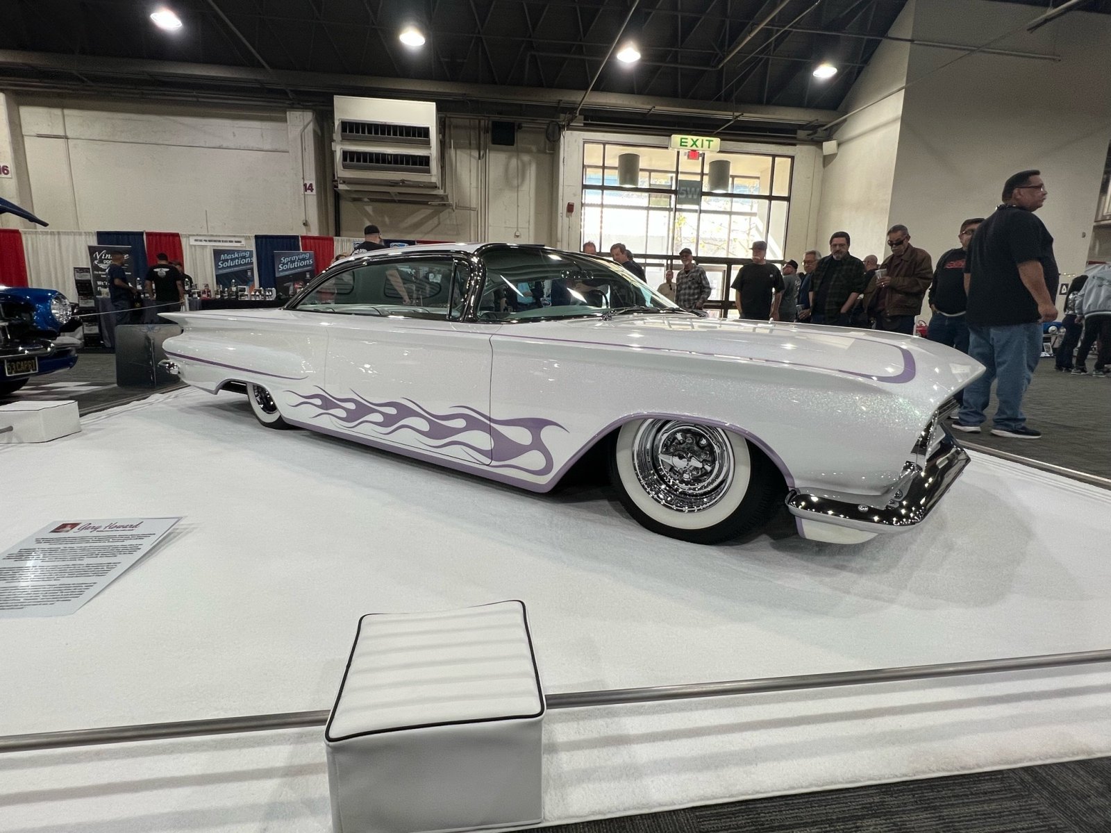 10 CUSTOM (99).jpg