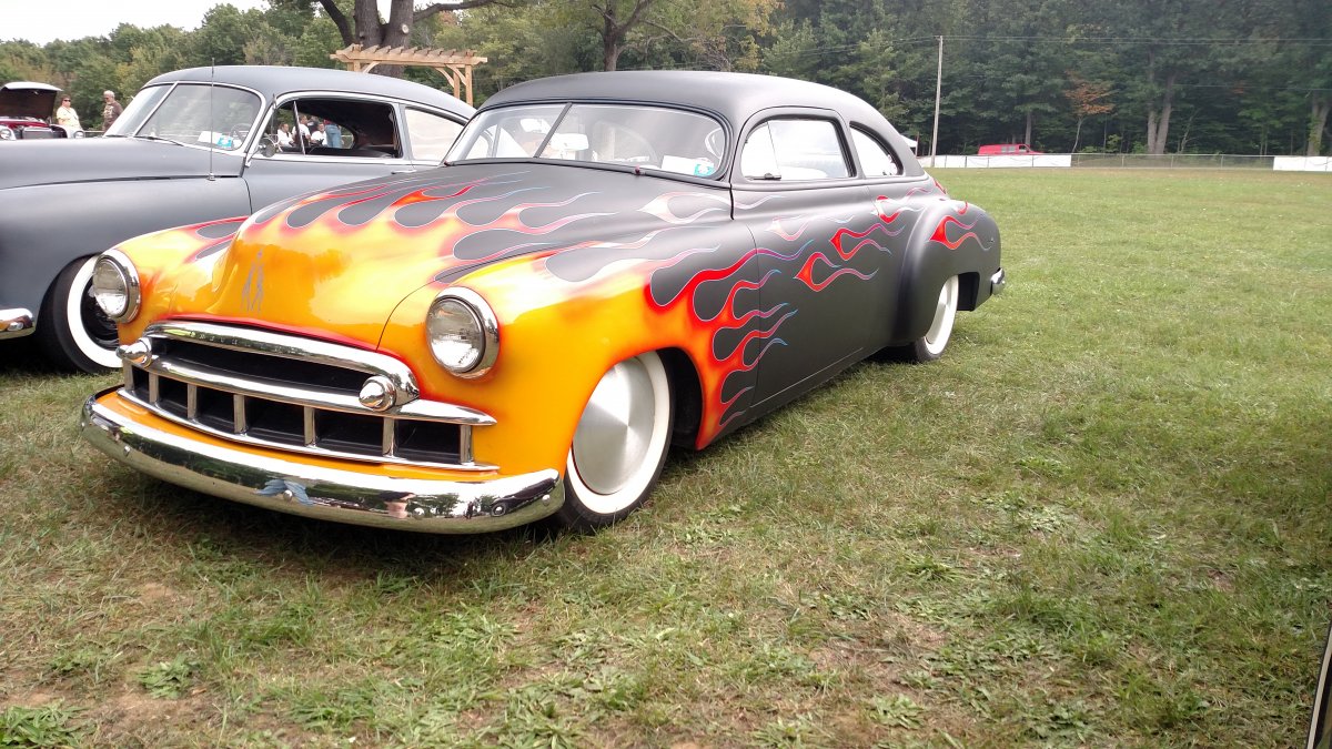 10 CUSTOM  CHEVY (182).jpg