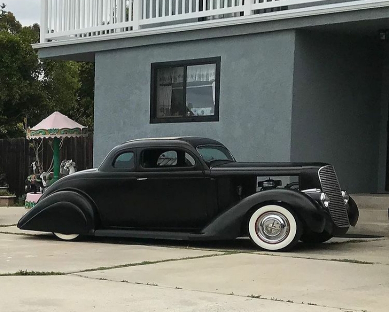 10 CUSTOMS (711).jpg
