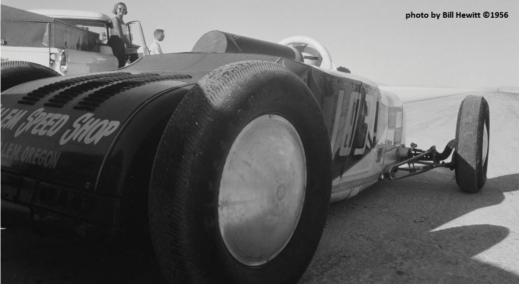 #103c push off - Bonneville 1956 (by Bill Hewitt).jpg