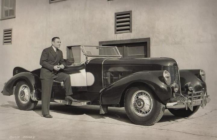 11_BuckJoneswithhis1933PackardSpecial.jpg