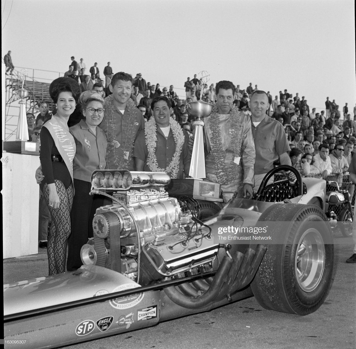 12 1965 NHRA Winternationals Drag R.jpg